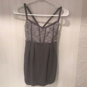 Lululemon gray/plum tank size 6